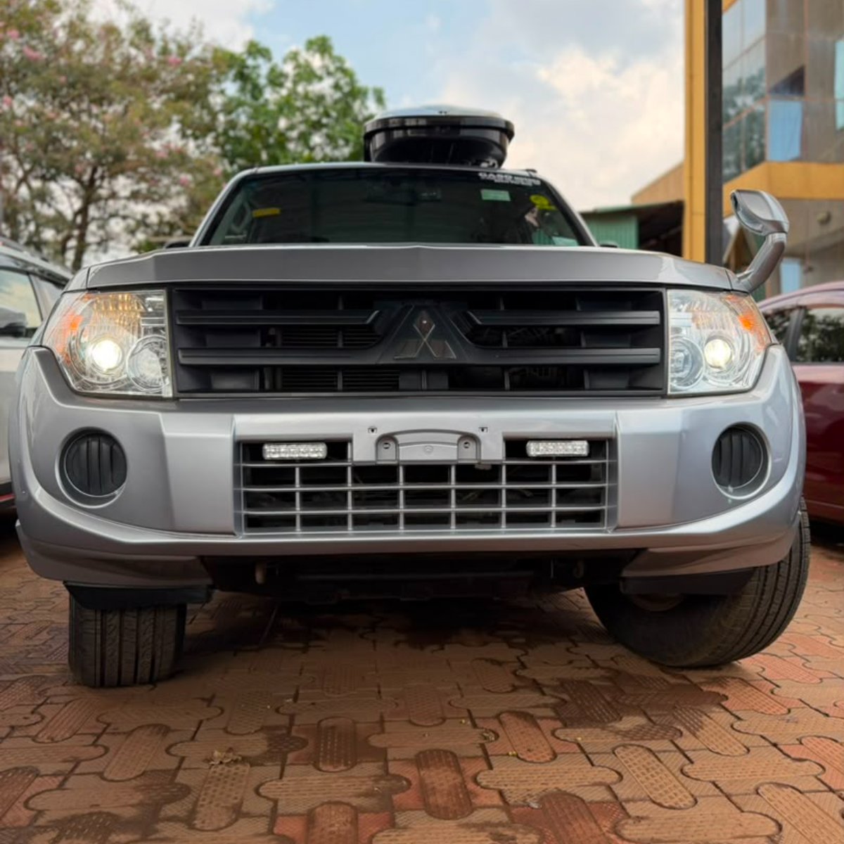 Mitsubishi Pajero 2013 — photo 3
