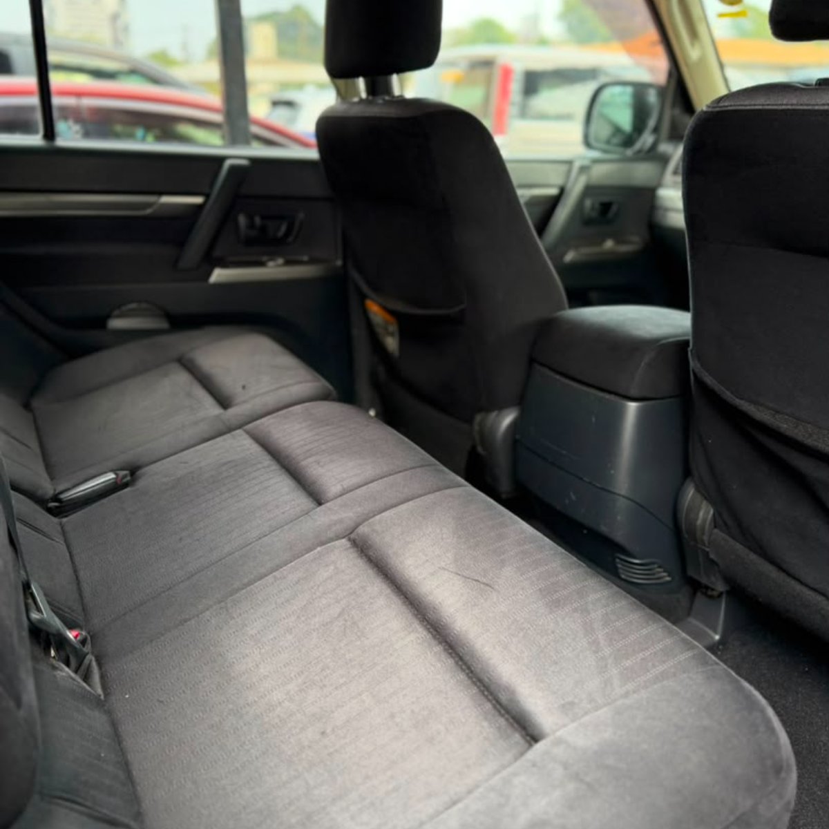 Mitsubishi Pajero 2013 — photo 7