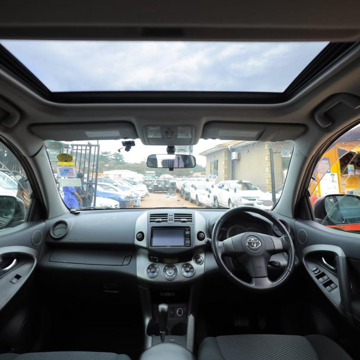 Toyota Vanguard 2013 — photo 7