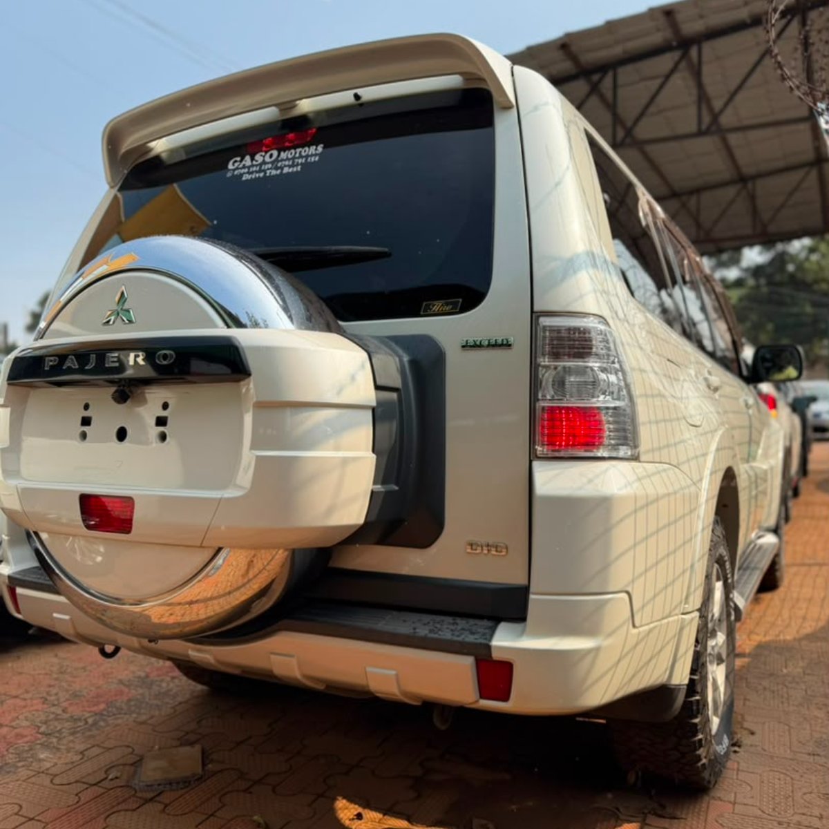 Mitsubishi Pajero 2011 — photo 5