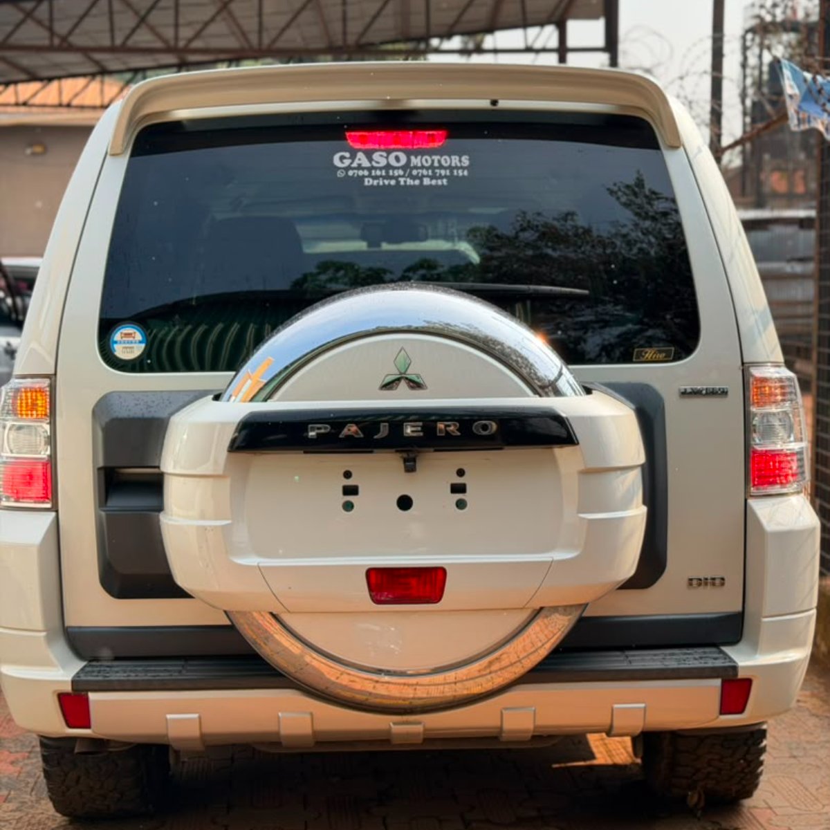 Mitsubishi Pajero 2011 — photo 6