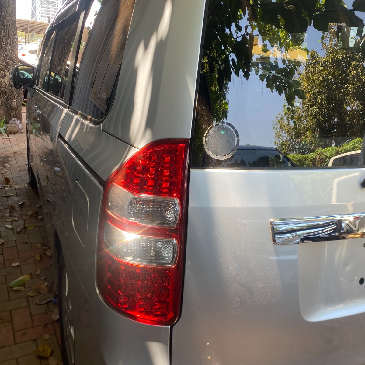 Toyota Noah 2012 — photo 4