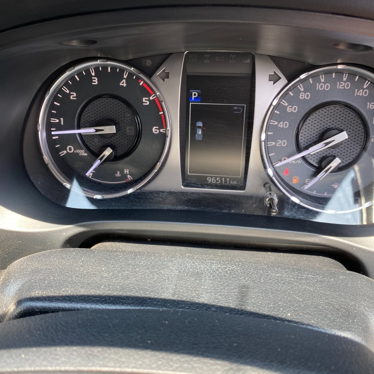 Toyota Hilux 2021 — photo 10