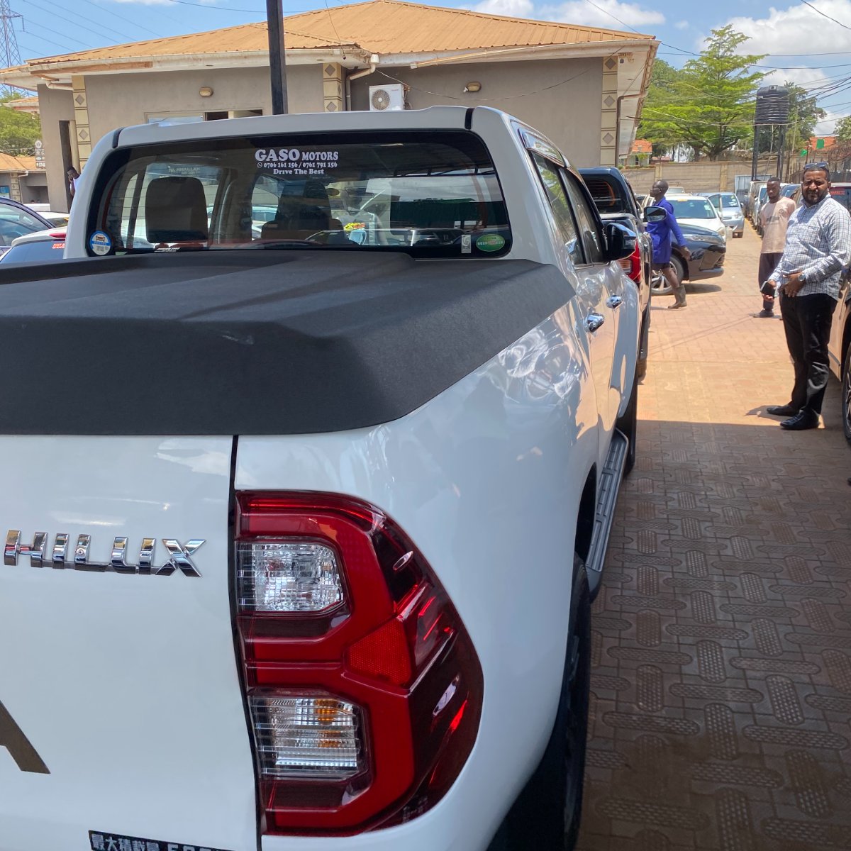 Toyota Hilux 2021 — photo 6