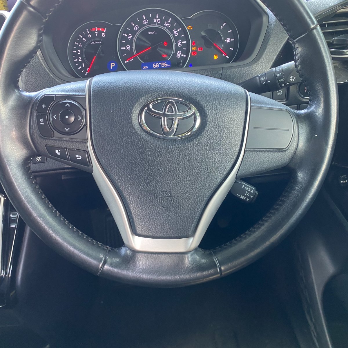 Toyota Noah 2017 — photo 9