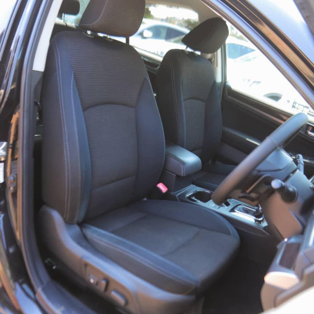 Subaru Legacy B4 2017 — photo 6