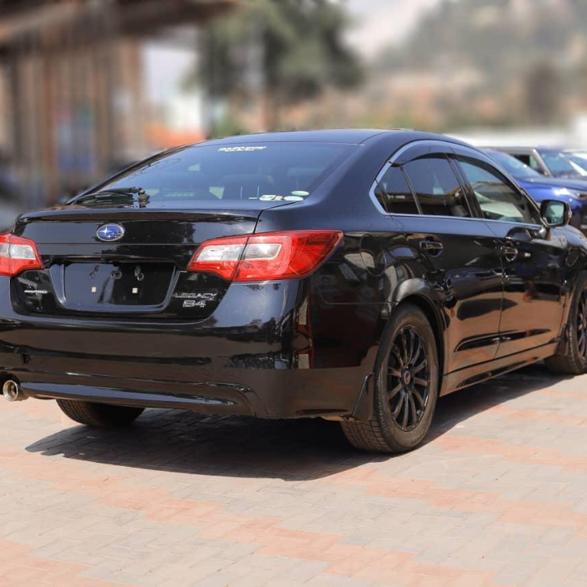 Subaru Legacy B4 2017 — photo 8