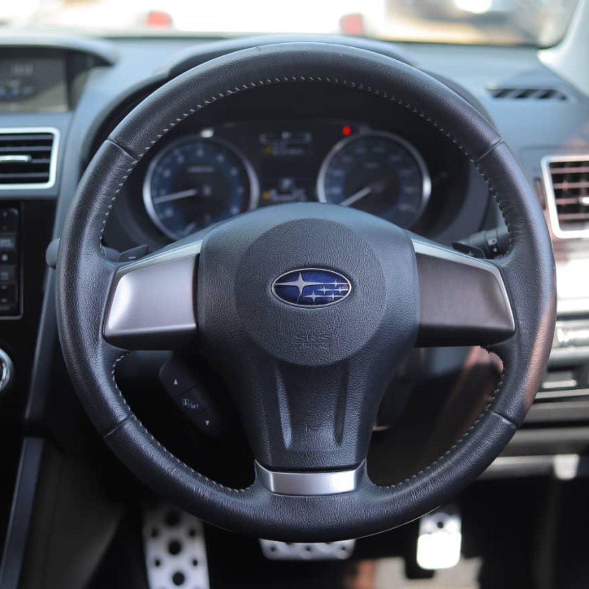 Subaru Impreza 2015 — photo 3